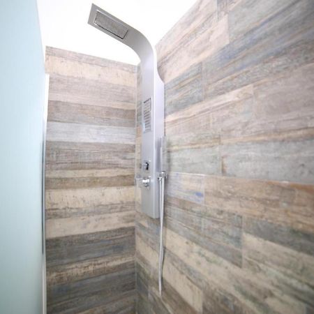 White Aurora Rooms Порто-Чезарео Экстерьер фото